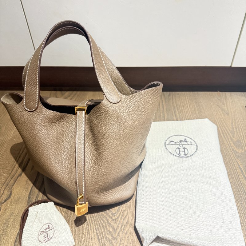 hermes愛瑪仕 經典Picotin Lock金釦手提水桶包(大象灰)-6