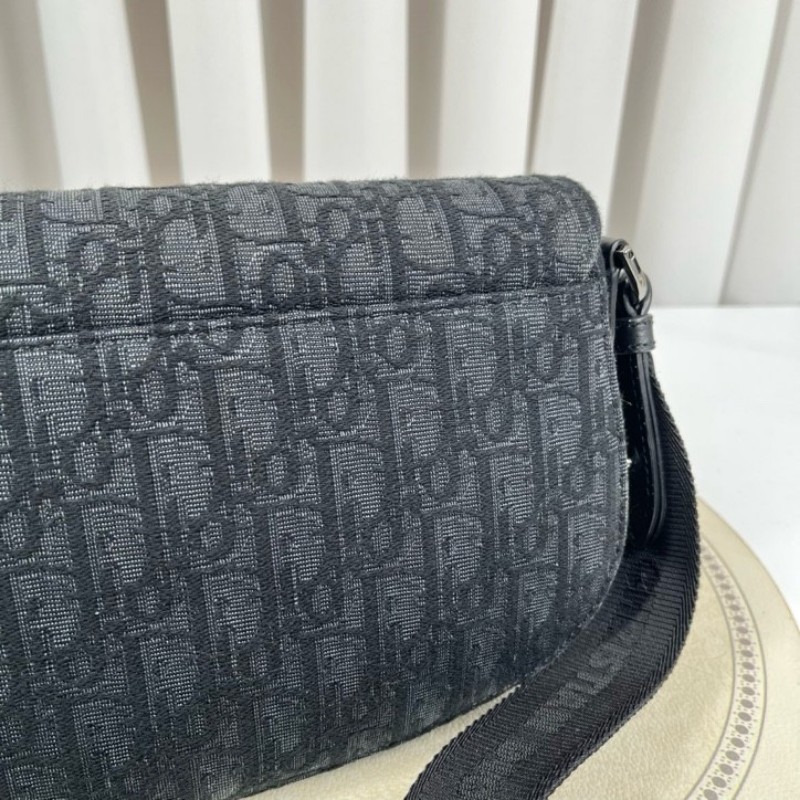 DIOR迪奧 黑色老花馬鞍信使包 肩帶是Dior標誌尼龍 內裡乾淨 容量日常夠用 手機錢包都能放-20