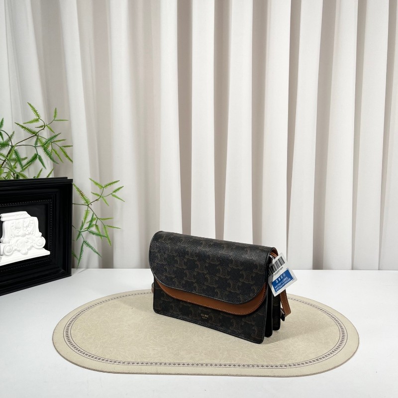 Celine賽琳 雙蓋woc信封單肩斜挎包 包型立挺 經典老花設計 適合日常通勤使用-2