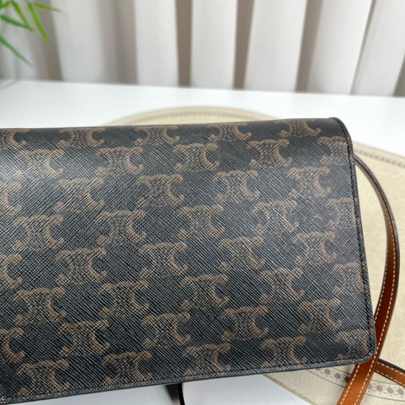 Celine賽琳 雙蓋woc信封單肩斜挎包 包型立挺 經典老花設計 適合日常通勤使用-17