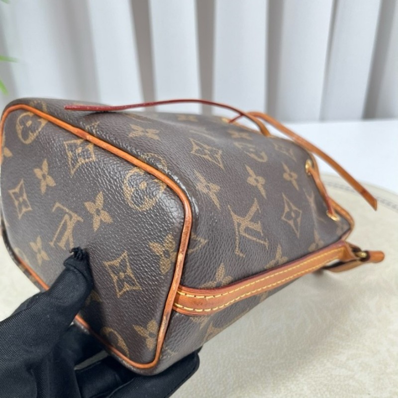 LV路易威登 經典款Nano Noe抽繩小水桶包 小巧精緻 容量雖小但用途廣泛-8