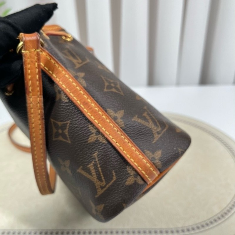 LV路易威登 經典款Nano Noe抽繩小水桶包 小巧精緻 容量雖小但用途廣泛-18