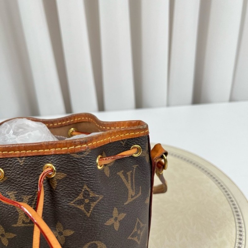 LV路易威登 經典款Nano Noe抽繩小水桶包 小巧精緻 容量雖小但用途廣泛-19
