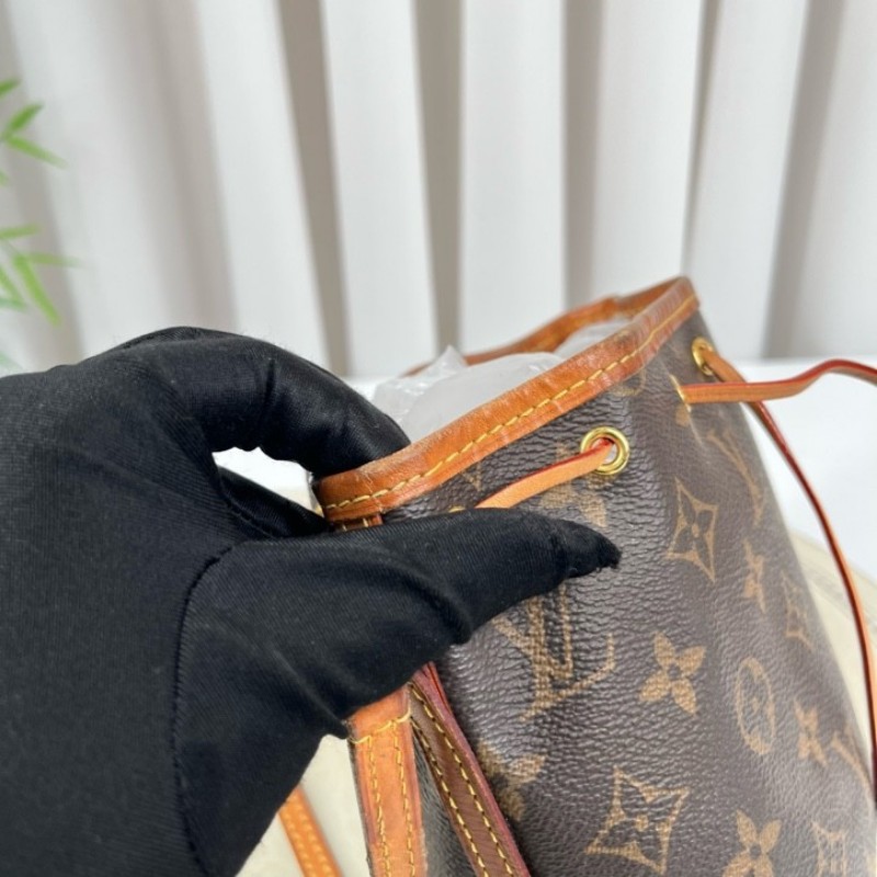 LV路易威登 經典款Nano Noe抽繩小水桶包 小巧精緻 容量雖小但用途廣泛-21