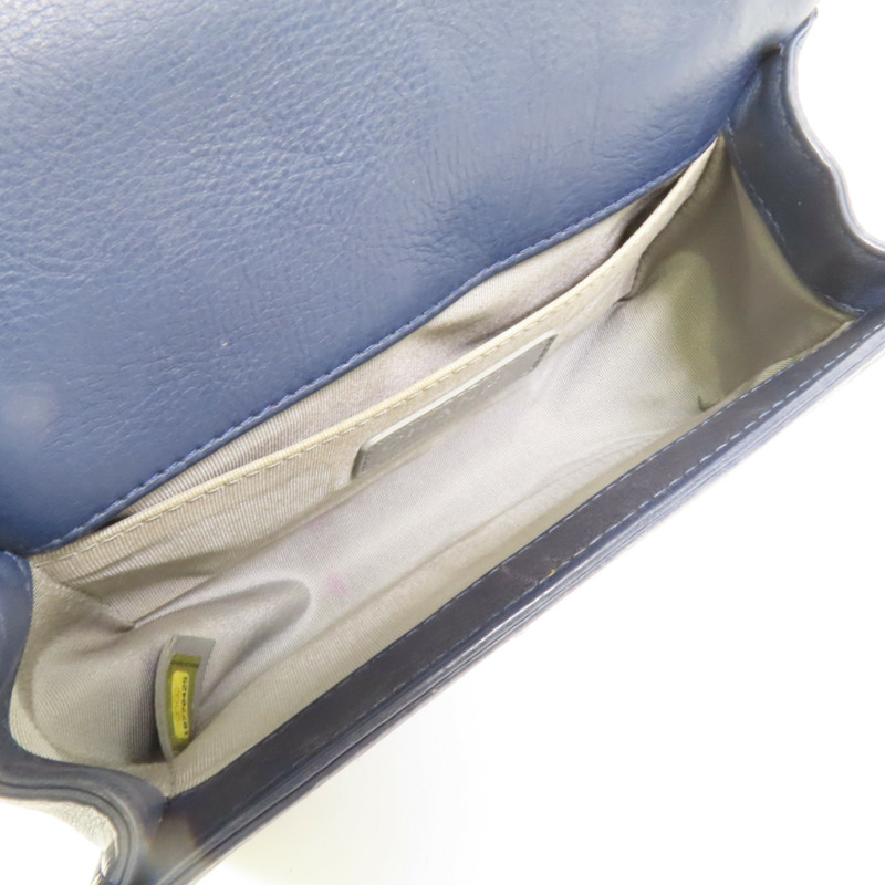 CHANEL 牛皮皮革Boy 20鏈帶肩背袋-5