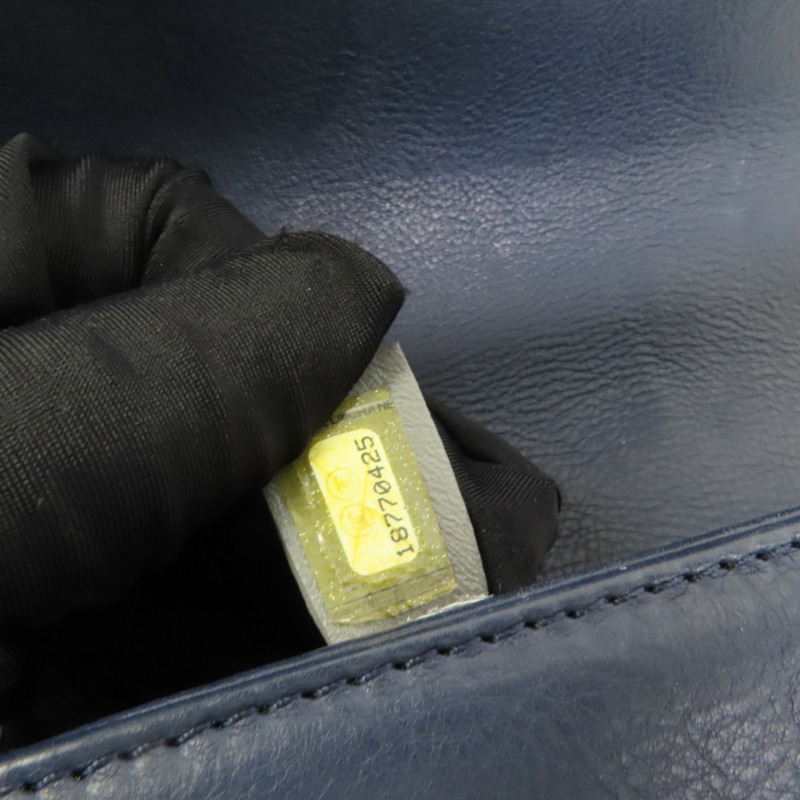 CHANEL 牛皮皮革Boy 20鏈帶肩背袋-8