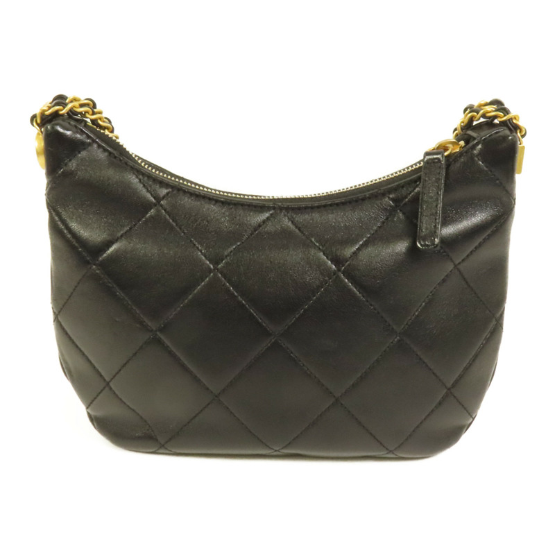 CHANEL 牛皮皮革Hobo金扣肩背袋-1