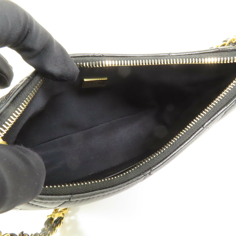 CHANEL 牛皮皮革Hobo金扣肩背袋-5