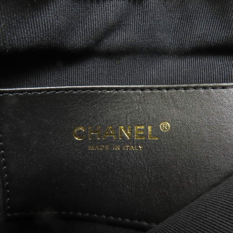 CHANEL 牛皮皮革Hobo金扣肩背袋-9