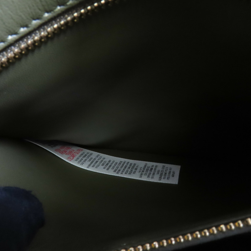 BURBERRY 牛皮皮革Mini Pocket Bag金扣手挽肩背兩用袋-9