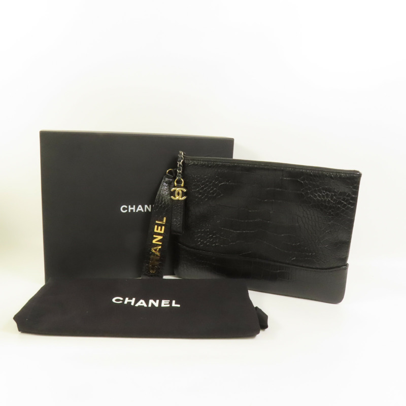 CHANEL 牛皮皮革Pouch金扣手拿包-8
