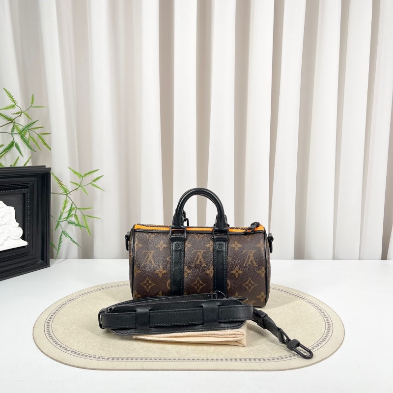 LV路易威登 無芯片 秀款稻草人 keepall nano 老花單肩斜挎包 經典Monogram老花 容量實用 日常百搭 男女都能背-6