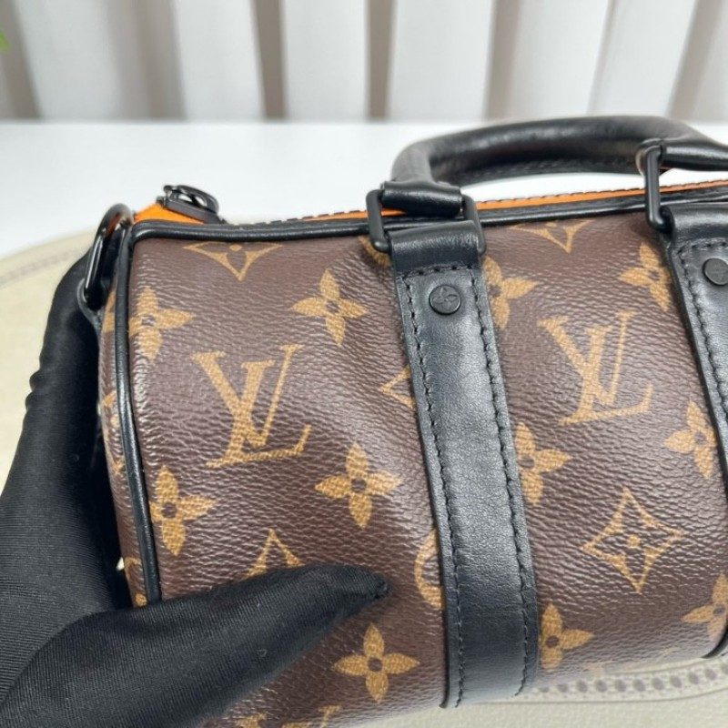 LV路易威登 無芯片 秀款稻草人 keepall nano 老花單肩斜挎包 經典Monogram老花 容量實用 日常百搭 男女都能背-12