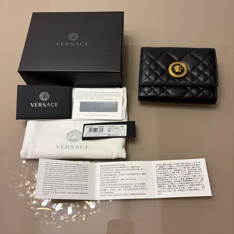 VERSACE純羊皮黑色三折疊短夾