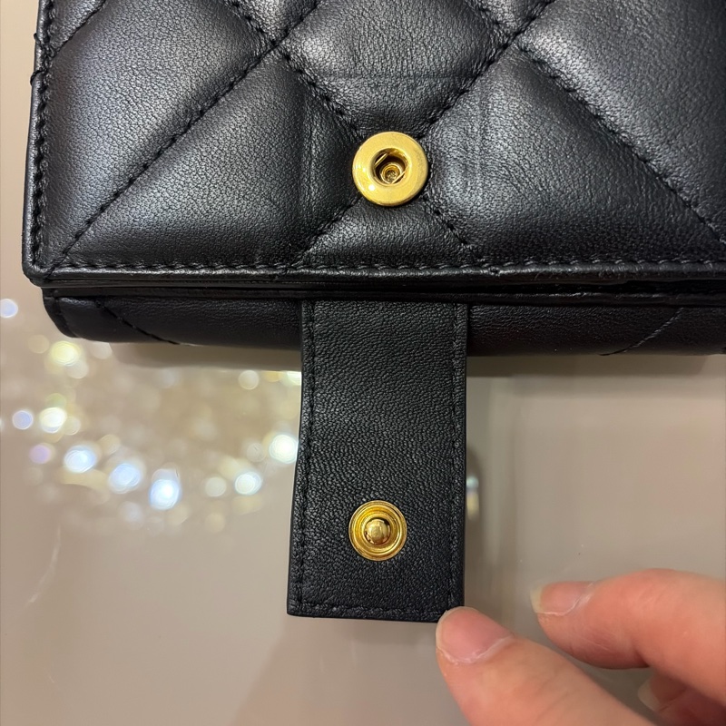 VERSACE純羊皮黑色三折疊短夾-14