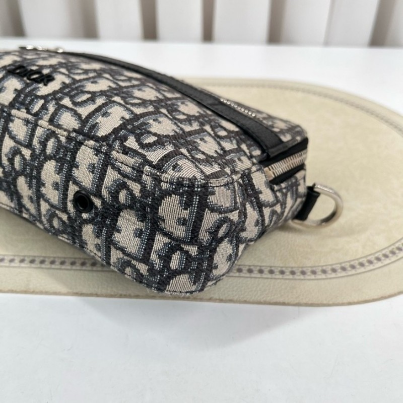 DIOR迪奧 老花帆布銀扣safari相機包郵差包單肩斜挎包 容量適中 肩帶可調節 適合日常通勤使用-11