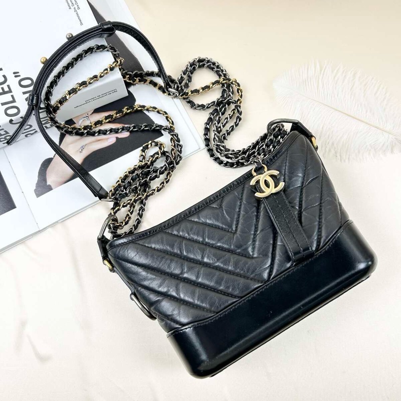 Chanel香奈兒 小號流浪包流浪包黑色v紋-0