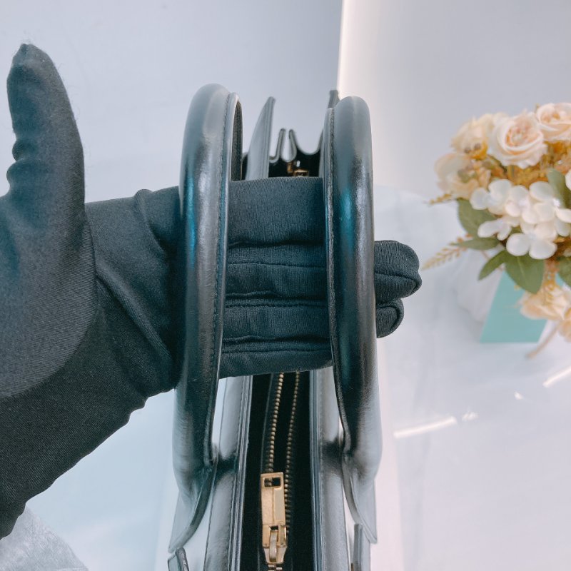 MS0604 Saint Laurent 聖羅蘭 經典 風琴包 手提包 單肩 小號 牛皮 熊貓配色 黑白色 金扣  Sac De Jour Small Calfskin Bi-Colour White X Black-11