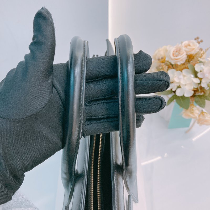 MS0604 Saint Laurent 聖羅蘭 經典 風琴包 手提包 單肩 小號 牛皮 熊貓配色 黑白色 金扣  Sac De Jour Small Calfskin Bi-Colour White X Black-12