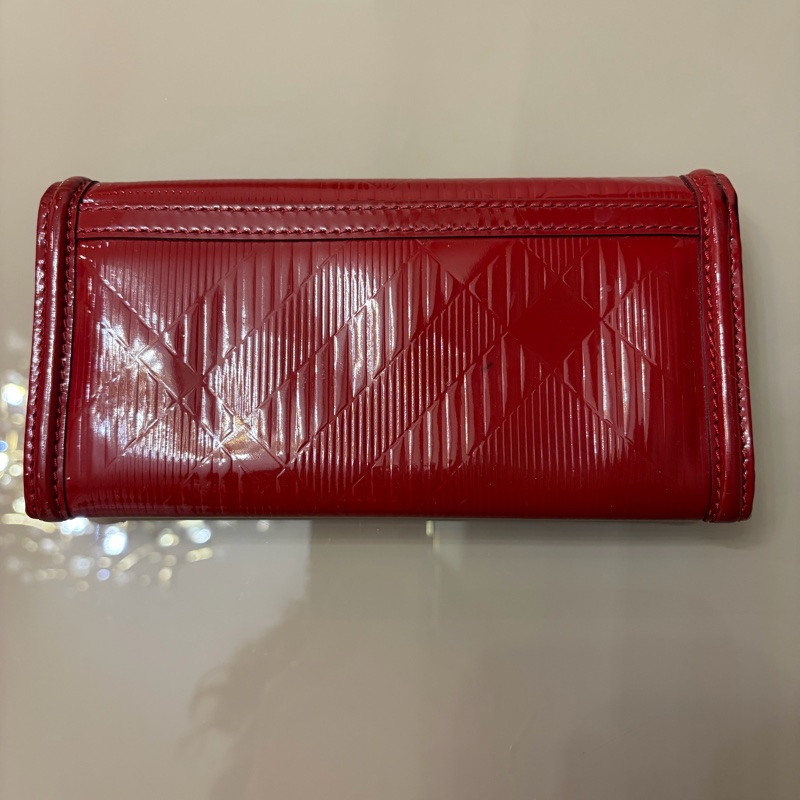 Burberry品牌格紋壓紋長夾-6