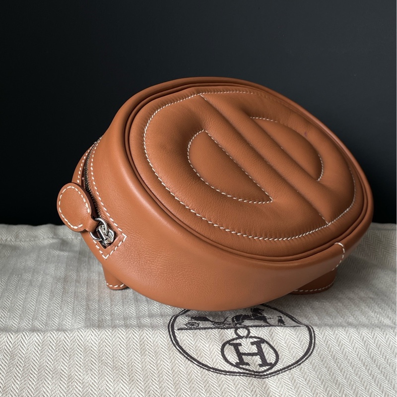 Hermes 爱马仕猪鼻子腰包intheloop金棕银扣-4