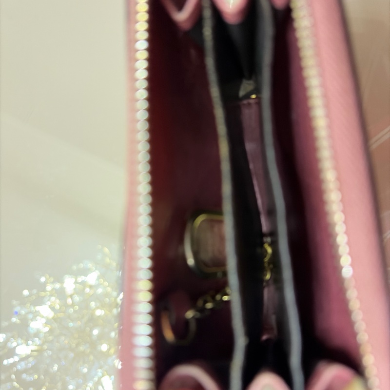 Gucci Logo壓紋卡夾附鑰匙鏈-11