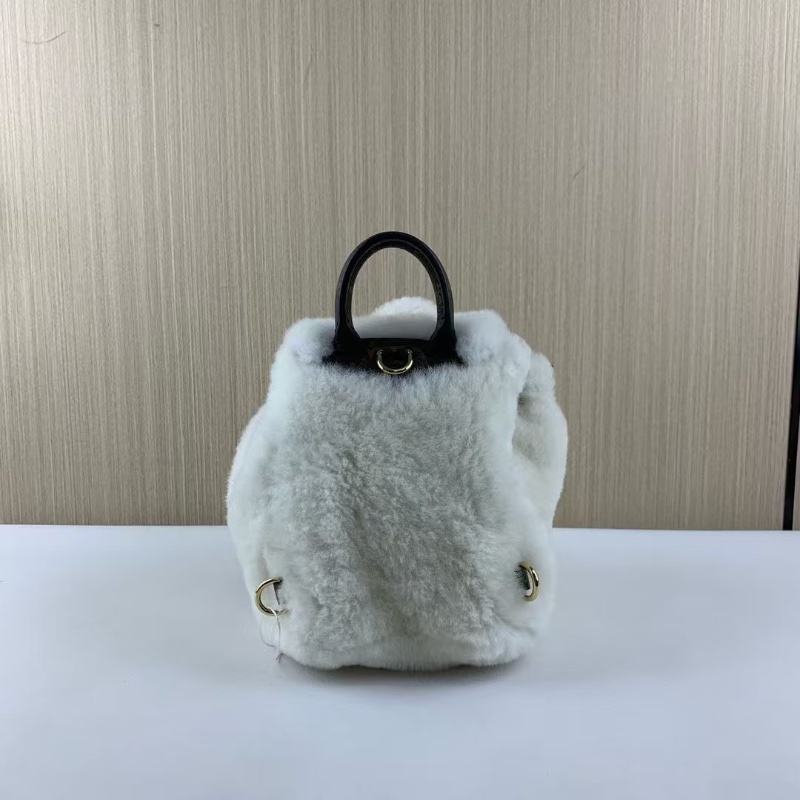 LV 聖誕限定 Vivienne滑雪 泰迪毛絨mini書包 芯片款15*17 98新配件塵袋-9