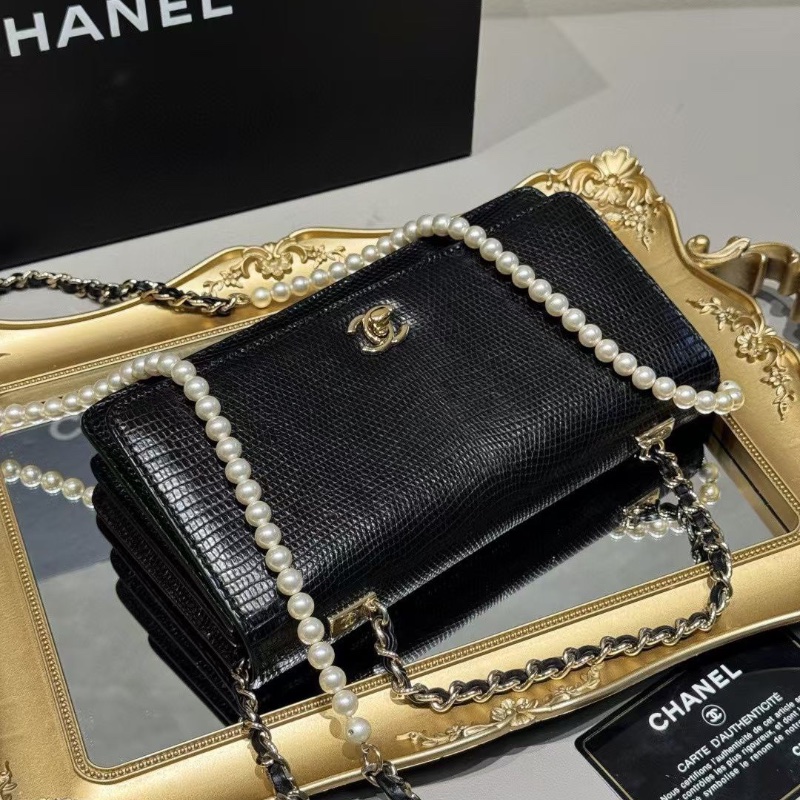 Chanel 絕版蜥蜴皮 限量秀款 法棍 手柄鏈條稀有珍珠款 10*20*6cm 99新配件塵袋-4