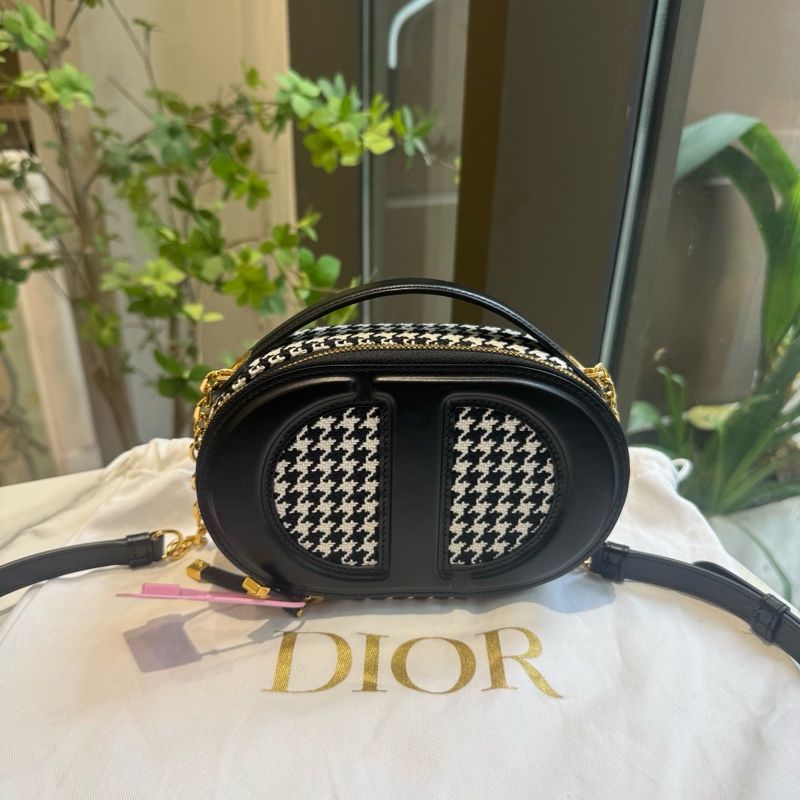 迪奧dior Signature 黑白千鳥格紋 豬鼻子 帆布拼皮 相機包-1