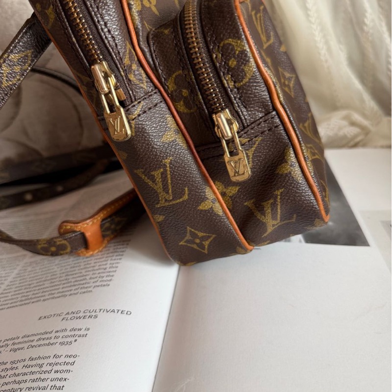 路易威登斜挎包  Louis Vuitton經典老花雙層相機包 斜挎 包包 女生 男生 louis vuitton camera bag-11
