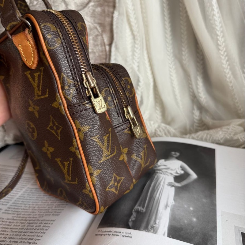 路易威登斜挎包  Louis Vuitton經典老花雙層相機包 斜挎 包包 女生 男生 louis vuitton camera bag-13