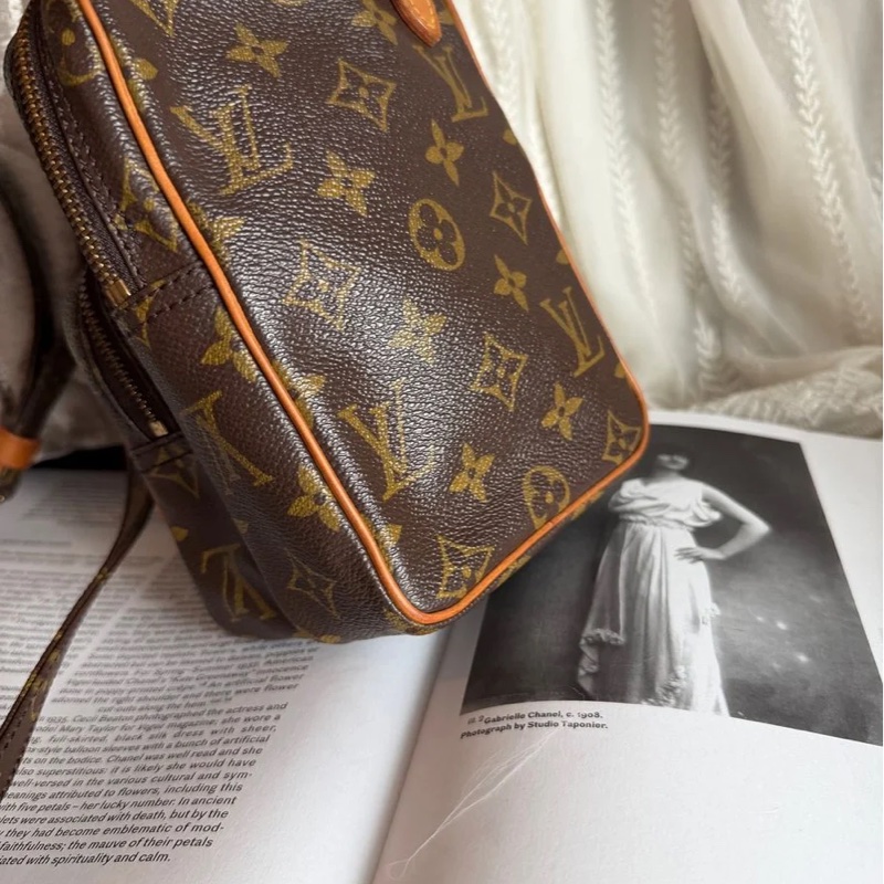 路易威登斜挎包  Louis Vuitton經典老花雙層相機包 斜挎 包包 女生 男生 louis vuitton camera bag-14