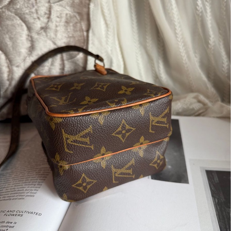 路易威登斜挎包  Louis Vuitton經典老花雙層相機包 斜挎 包包 女生 男生 louis vuitton camera bag-15