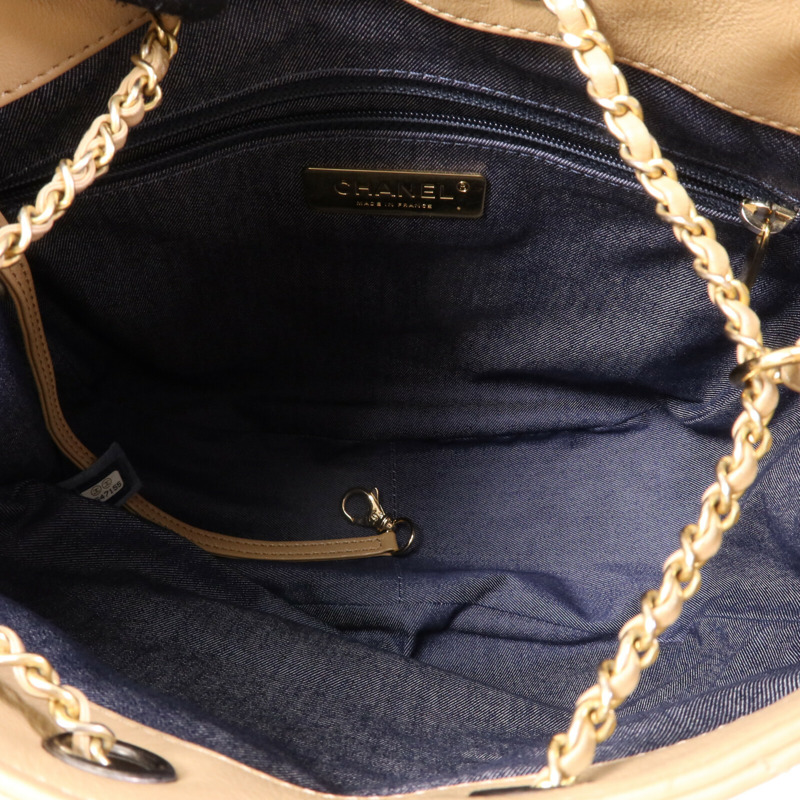 CHANEL 牛皮皮革Egyptian Amulet金扣鏈帶肩背袋-4