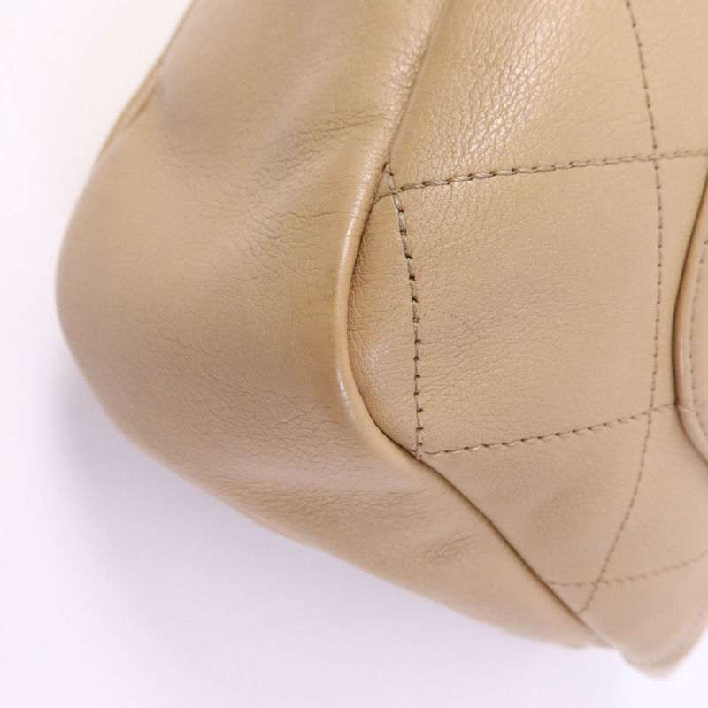 CHANEL 牛皮皮革Egyptian Amulet金扣鏈帶肩背袋-12