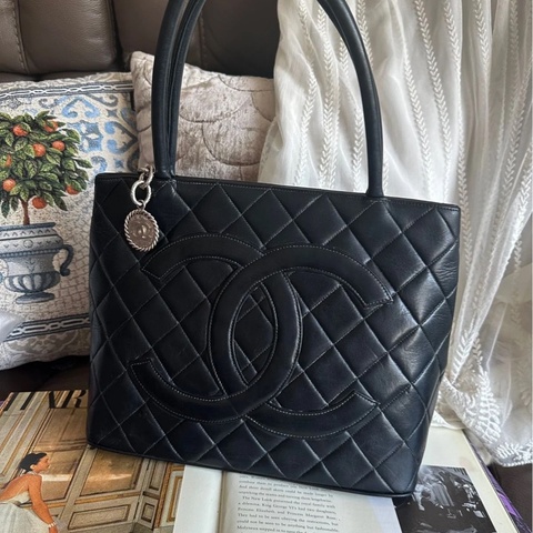 香奈兒 黑色 皮革 希爾頓包 黑銀 托特包 中古 包包 手袋 vintage chanel bag