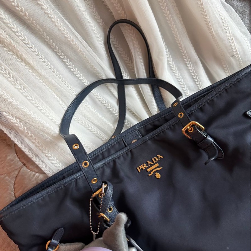 普拉特 深藍色尼龍托特包 prada nylon shoulder tote bag經典 實用性高 包 通勤包 包包 女生 男生-19