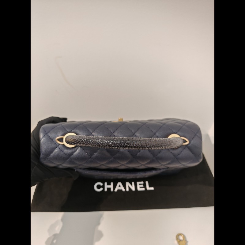Chanel Coco Handle medium
絕版蜥蜴皮手柄-10