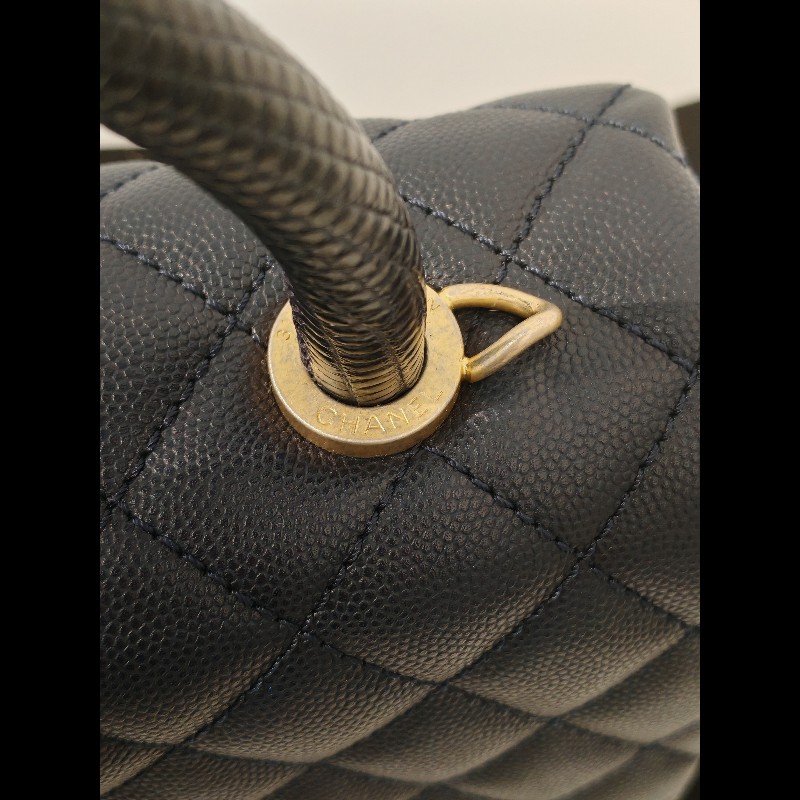 Chanel Coco Handle medium
絕版蜥蜴皮手柄-14