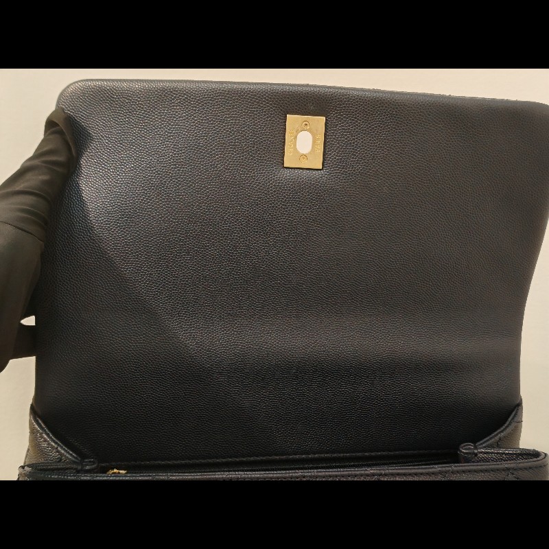 Chanel Coco Handle medium
絕版蜥蜴皮手柄-15