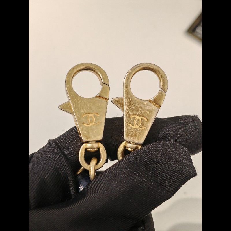 Chanel Coco Handle medium
絕版蜥蜴皮手柄-23