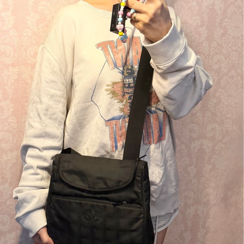 香奈兒黑色冰格多用途包 可後背/斜背/肩背 後背包 斜挎包 長帶可調  經典 實用性高 包 通勤包 包包 雙肩包 斜挎包 女生 男生 黑色 冰格包-2