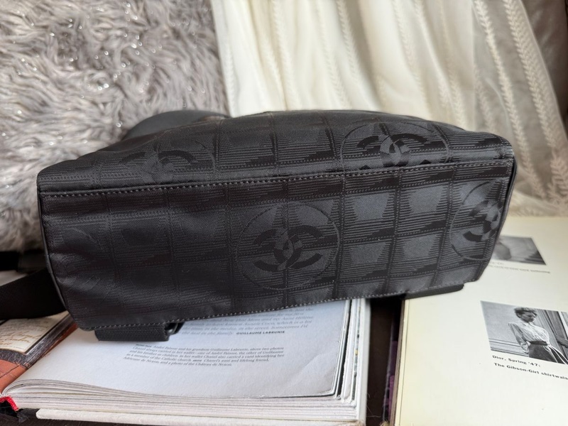 香奈兒黑色冰格多用途包 可後背/斜背/肩背 後背包 斜挎包 長帶可調  經典 實用性高 包 通勤包 包包 雙肩包 斜挎包 女生 男生 黑色 冰格包-11