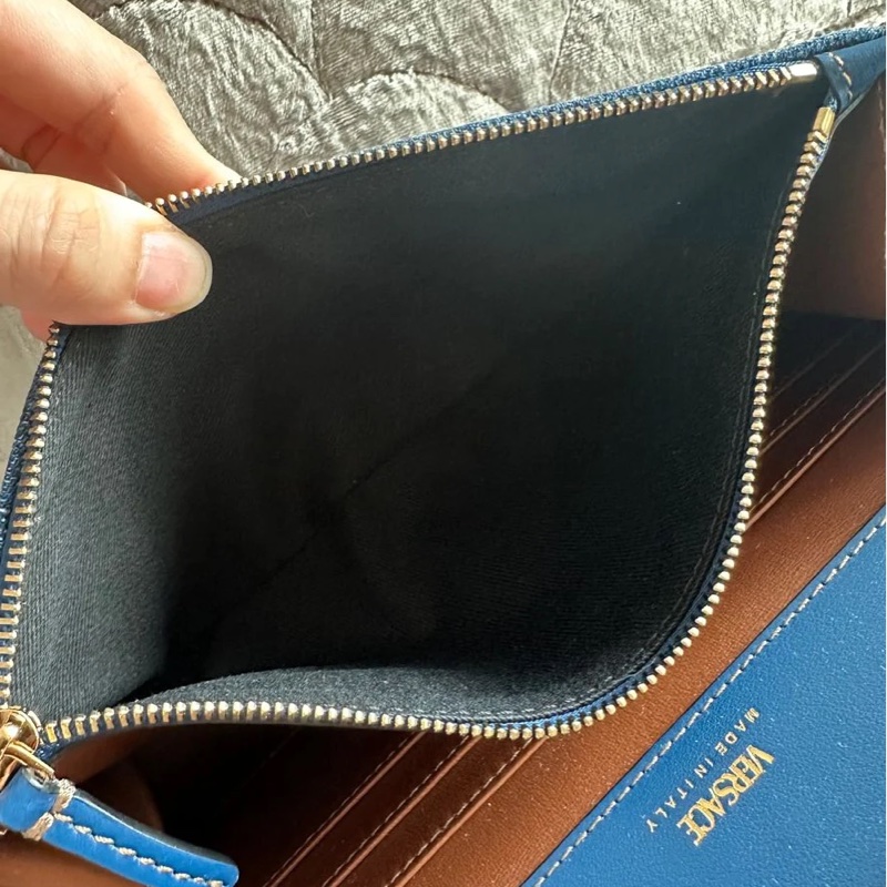 范思哲Versace 牛仔丹寜 包 腋下包 斜背包 經典 實用性高 包包 斜挎包 女生 美杜莎 包 versace medusa denim bag-22