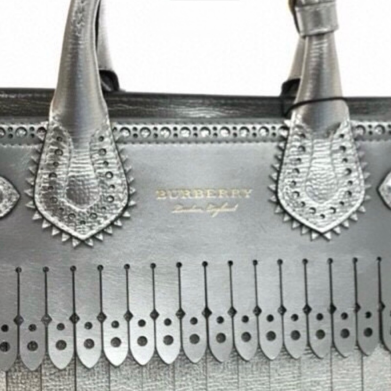 Burberry banner ( Silver )-4