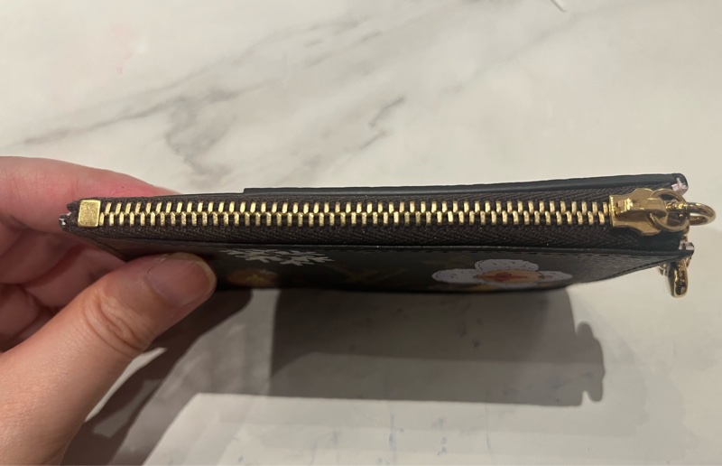 Louis Vuitton vivienne wenrer holiday romy-2