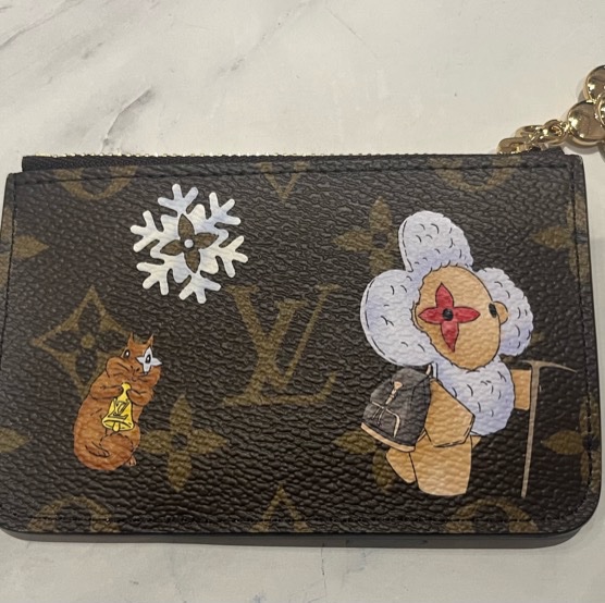 Louis Vuitton vivienne wenrer holiday romy-6