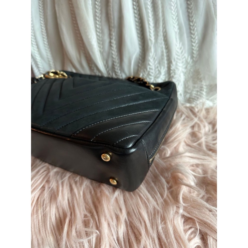 香奈兒黑色皮革Chanel V紋鏈條相機包 黑色金釦 包 可單肩 斜背或側背 chanel black chevron cc camera bag / crossbody bag / shoulder bag-21