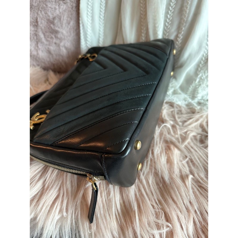 香奈兒黑色皮革Chanel V紋鏈條相機包 黑色金釦 包 可單肩 斜背或側背 chanel black chevron cc camera bag / crossbody bag / shoulder bag-22