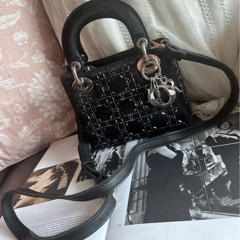 迪奧經典迷你手袋 三格戴妃包  滿天星限定款 黑色 手提包 斜挎包   Christian Dior Dior Mini Lady Dior Bag Black Strass Cannage Satin bag 斜背側背 水鑽